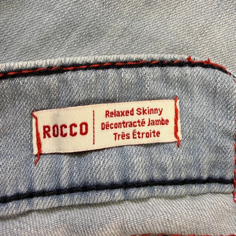True Religion Rocco Relaxed Skinny Moto Jeans Mens 42 Light Wash Blue 102683